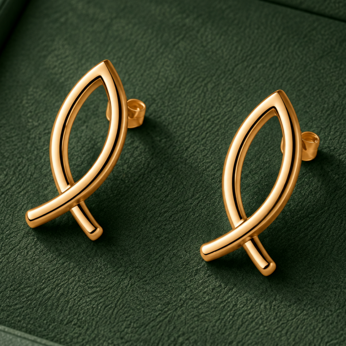 Tiny Tails Gold Plated Stud Earring