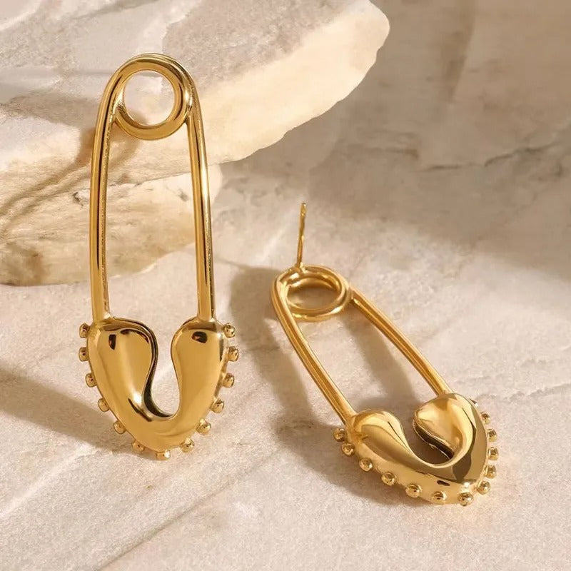 Pin Gold Plated Drop Earring
